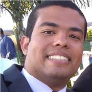 Professor de Geografia para alunos do ensino fundamental e Médio